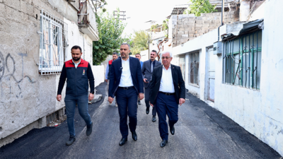 Asfalt Seferberliği kapsamında Osmangazi Mahallesi’nde devam eden çalışmaları yerinde inceleyip,