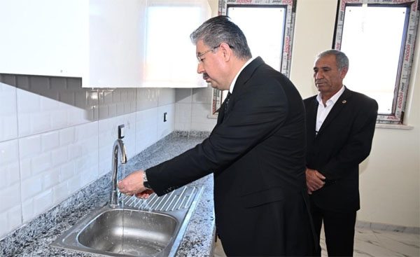 Osmaniye Valisi Dr. Erdinç Yılmaz, Düziçi’ne bağlı Alibozlu köyünde yapımı