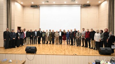Açılış konuşmasını EDEM müdürü Doç. Dr. Selim Somuncu yaptıktan sonra