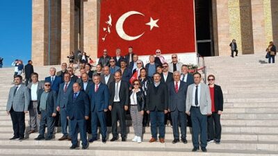29 Ekim Cumhuriyet Bayramı’nı kutlayan Dulkadiroğlu Dernekleri, Ulu Önder Mustafa