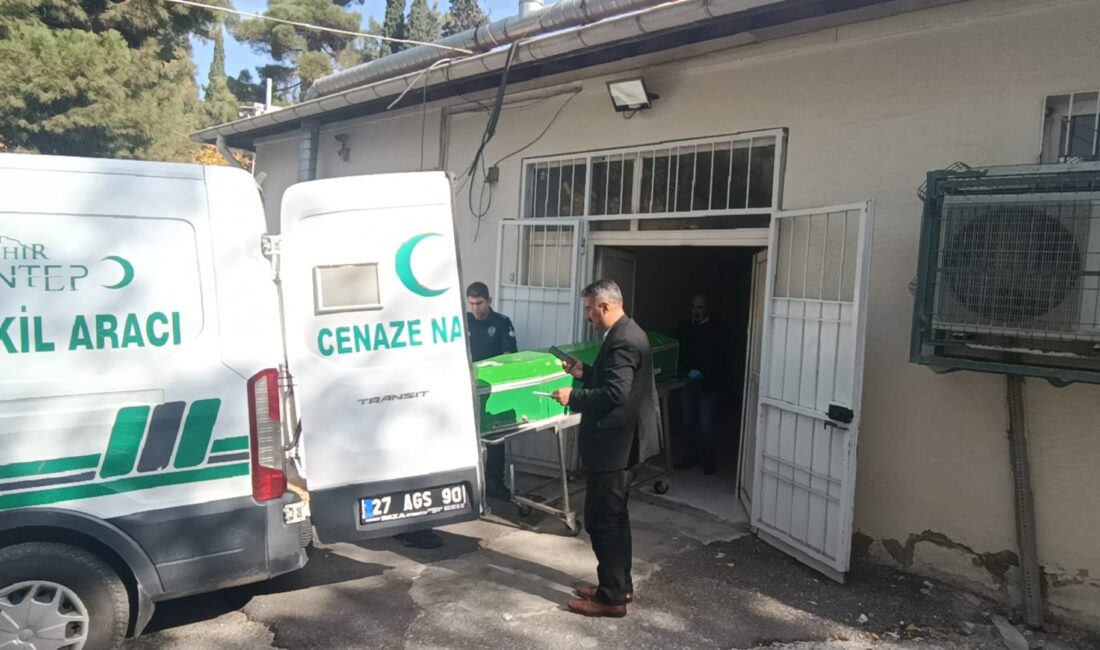 ‘SEVDA YÜZÜNDEN ÖLMEK DE AYIP DEĞİL’ PAYLAŞIMI Nizip Devlet Hastanesi’nde