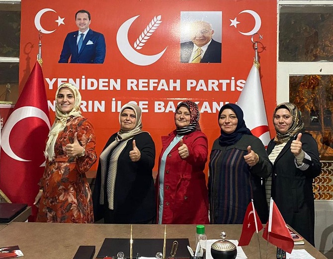 Yeniden Refah Partisi Andırın İlçe Kadın Kolları Başkanı Nermin Kurt