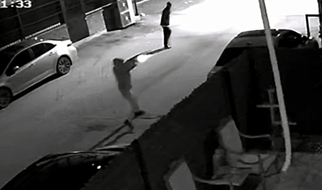 Anıl ATAR/ADANA, – ADANA’da yüzlerini gizleyen 2 şüpheli, gece vakti
