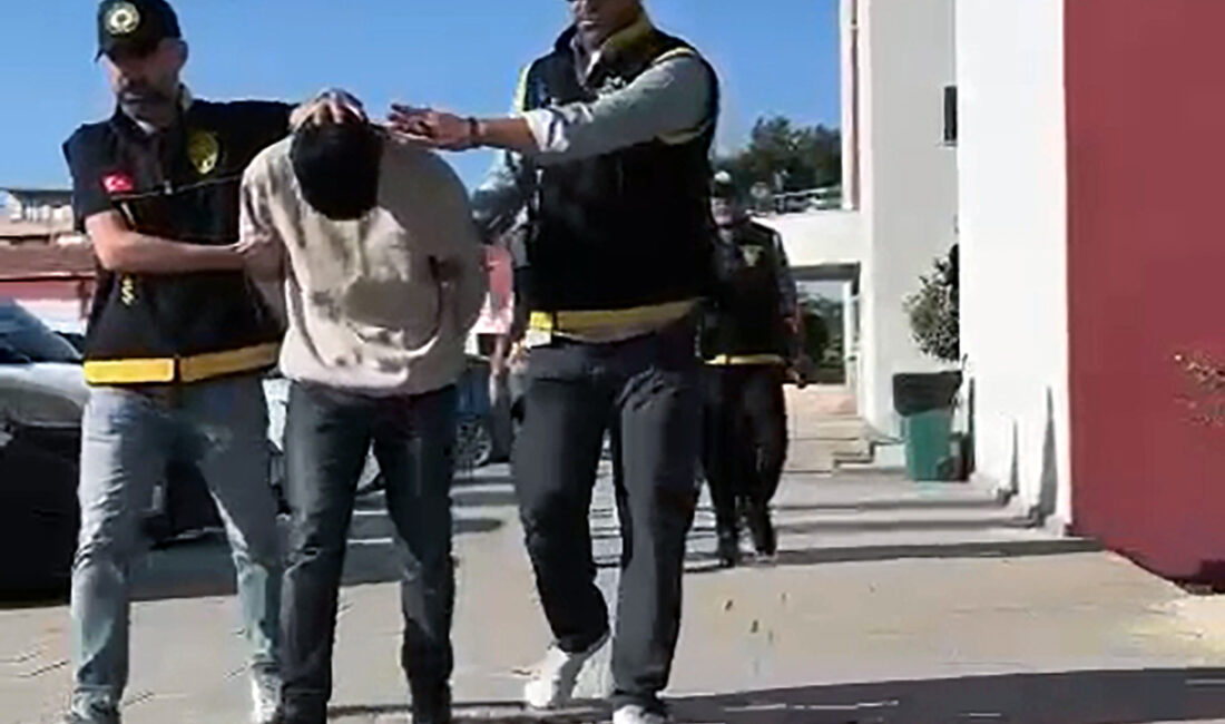 Anıl ATAR/ADANA, – ADANA’da motosikletli ve kasklı şüpheliler Mustafa T.