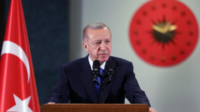 Türkiye Cumhuriyeti Cumhurbaşkanı Recep Tayyip Erdoğan, 30 Kasım Cumartesi günü