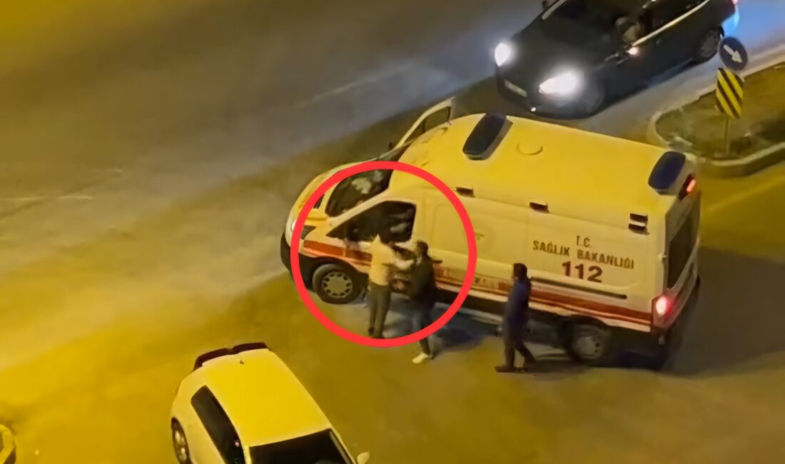 ADANA, – ADANA’da kimliği belirsiz bir kişi, trafikte yol verme