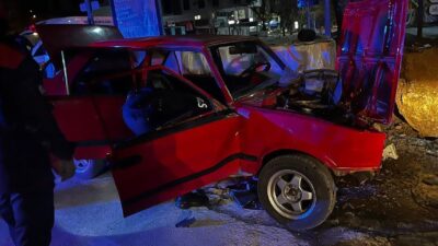 Kahramanmaraş'ta meydana gelen trafik kazasında 2 kişi ağır yaralandı.