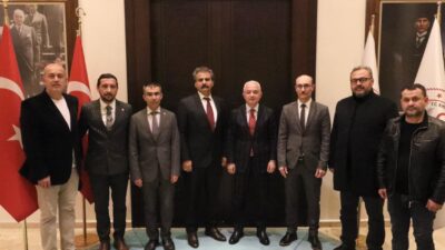Kırklareli Valisi Uğur Turan, tebrik ziyaretleri kapsamında Kahramanmaraşlıları ağırladı. 