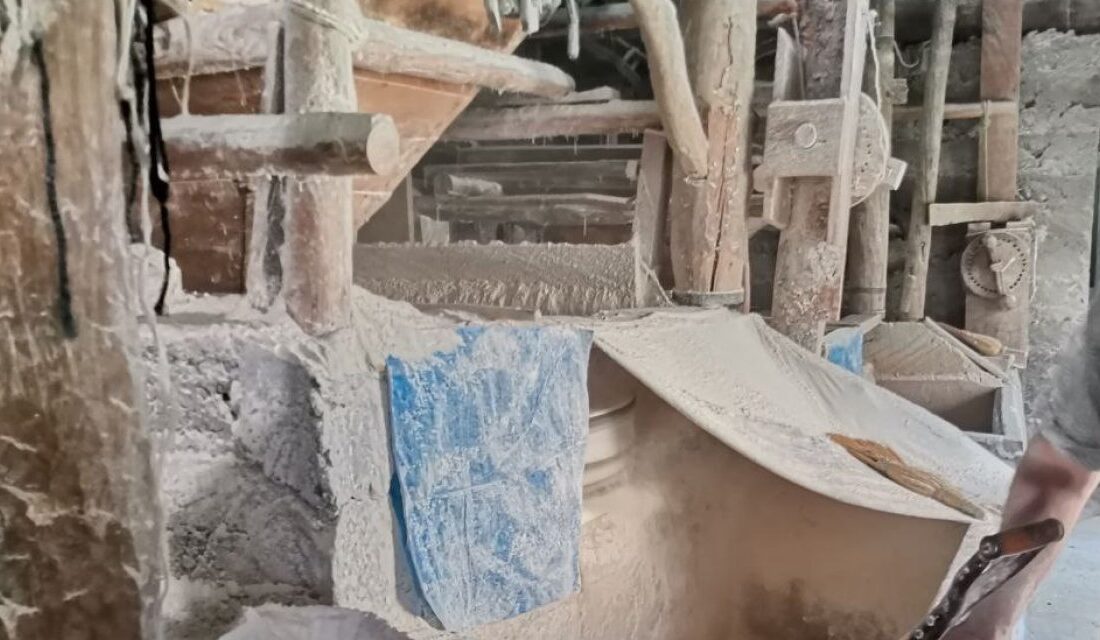 Kahramanmaraş'ın Onikişubat ilçesine bağlı Sarıgüzel Mahallesi'nde, 100 yıldır hizmet veren