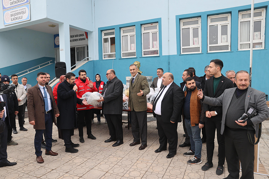 DULKADİROĞLU BELEDİYESİ VE KIZILAY’DAN ANLAMLI DESTEK