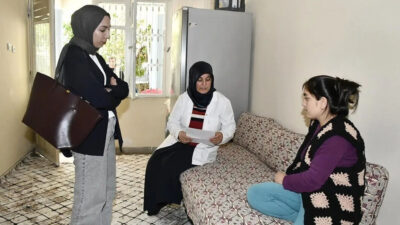 Osmaniye’nin Kadirli ilçesinde, Kaymakam Erdinç Dolu ve eşi Şenay Yerli