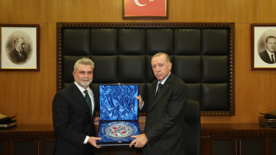 Cumhurbaşkanı Recep Tayyip Erdoğan, Kahramanmaraş Büyükşehir Belediyesini ziyaret etti. Başkan