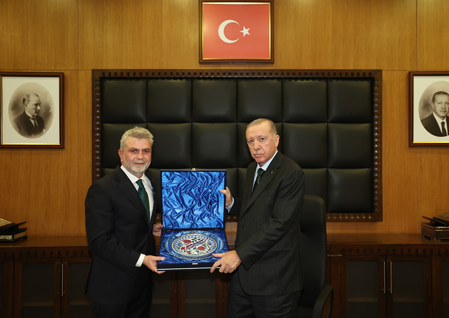 Cumhurbaşkanı Recep Tayyip Erdoğan, Kahramanmaraş Büyükşehir Belediyesini ziyaret etti. Başkan