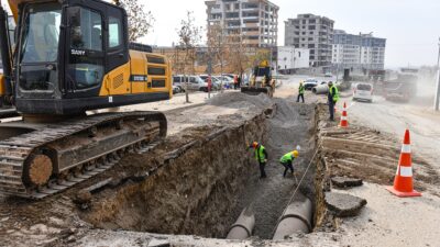 KASKİ koordinesinde Dulkadiroğlu ilçesi Doğukent Mahallesi’nde yeni altyapı hatlarının imalatı