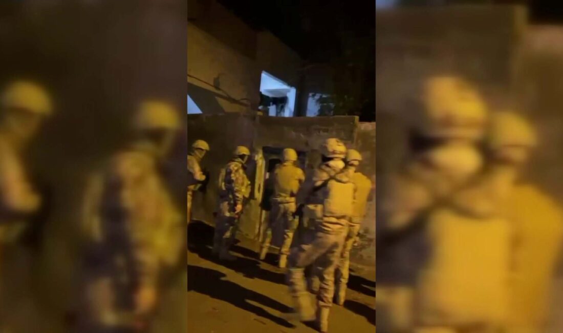 Mahir ALAN/ADIYAMAN, – ADIYAMAN’da, polis ekiplerinin düzenlediği operasyonda gözaltına alınan