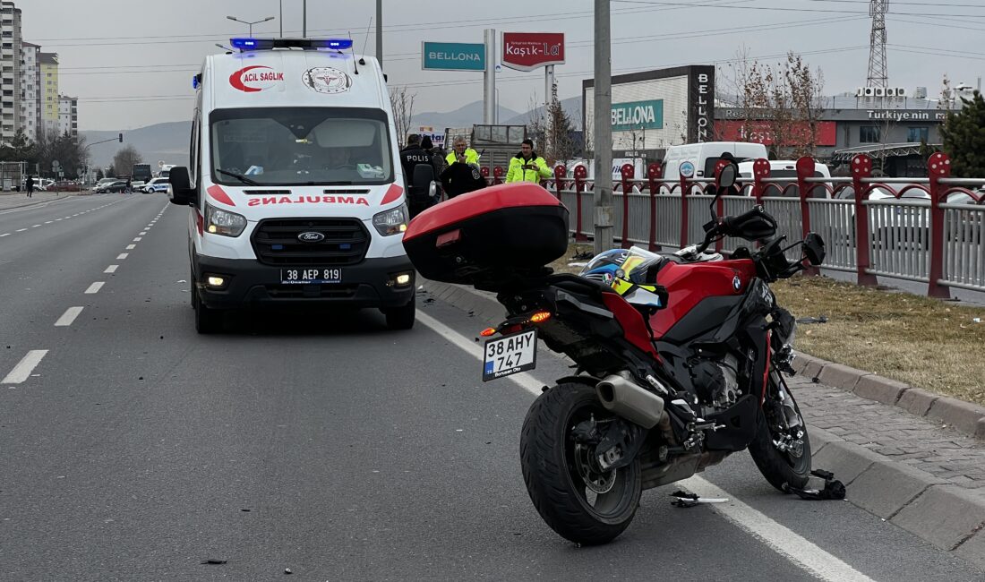 Furkan KAVUKLU/KAYSERİ, – KAYSERİ’de, bariyerlerden atlayıp yolun karşısına geçmek isteyen
