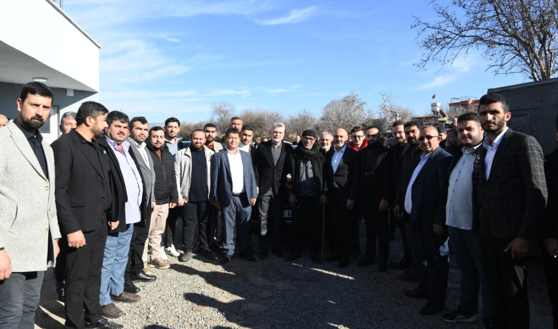 Dulkadiroğlu Elmalar Mahallesi sakinleriyle bir araya gelen Başkan Görgel, “Elmalar