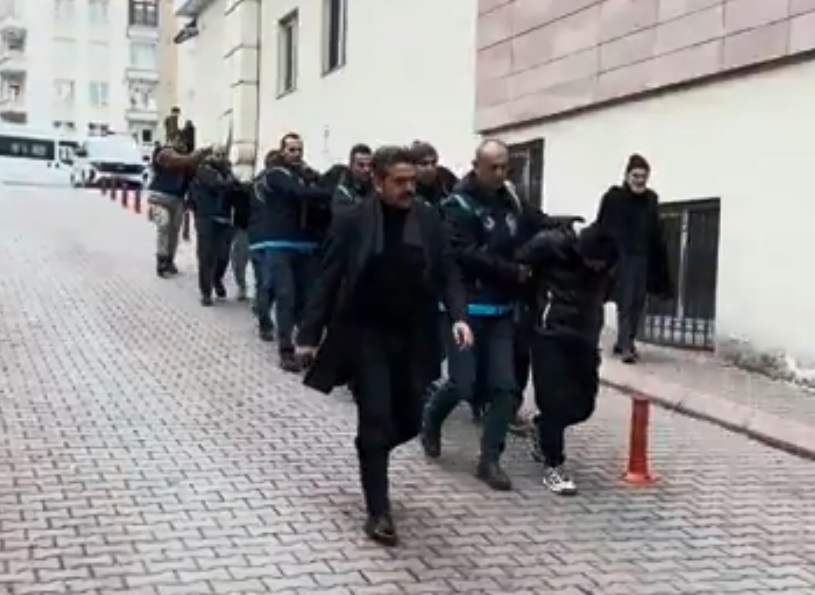 Furkan KAVUKLU/ KAYSERİ, – İNTERNET siteleri üzerinden ‘oto yedek parça’