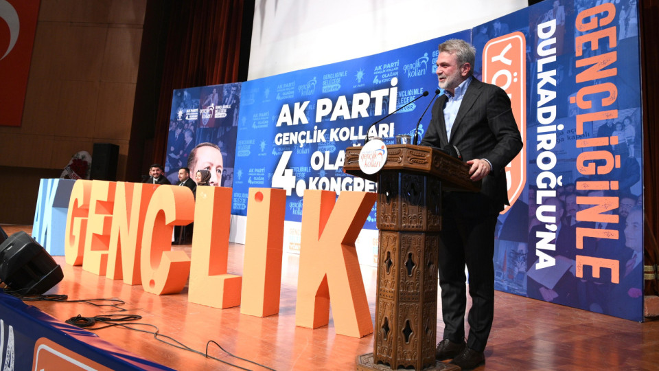 AK Parti Onikişubat ve Dulkadiroğlu Gençlik Kolları 4. Olağan Kongrelerine