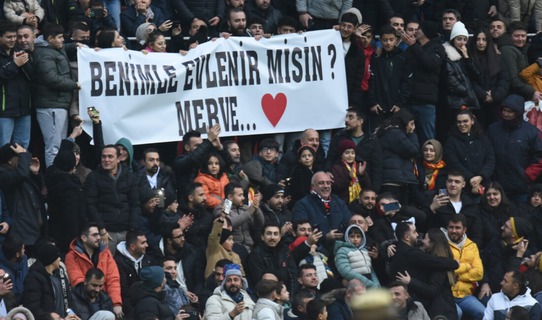 İlyas KAPLAN/KAYSERİ, – KAYSERİSPOR’un Galatasaray’ı konuk ettiği maçın 38’inci dakikasında