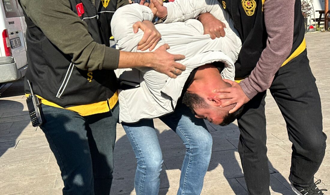 Nuri PİR-Yaşar SERİNTÜRK/ADANA, -ADANA’da sitenin kadın güvenlik görevlisini rehin alıp,