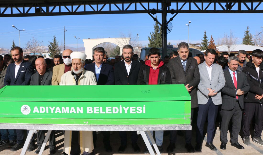 Mahir ALAN/ADIYAMAN, – ADIYAMAN’ın Besni ilçesinde, akaryakıt tankeriyle otomobilin çarpıştığı