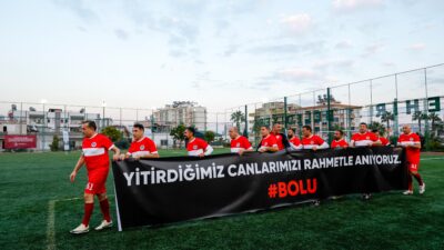 Eski futbolculardan şöhretler maçı Mustafa ERCAN/MERSİN, -MERSİN’in merkez Yenişehir ilçesinde