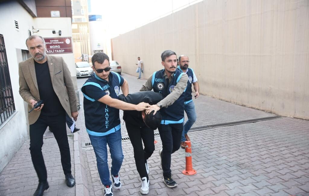 Samed Aydın SUN/ KAYSERİ, – KAYSERİ’de eski sevgilisi Edanur Çoban’ı