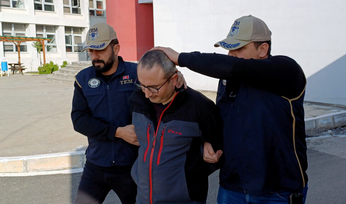 Anıl ATAR-Yaşar SERİNTÜRK/ADANA, – ADANA’da, FETÖ/PDY’nin deniz kuvvetleri yapılanmasında olduğu
