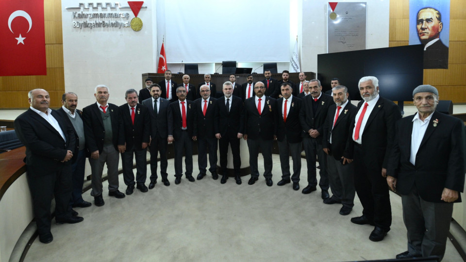 Şehit aileleri ve gazilerle bir araya gelen Başkan Fırat Görgel,