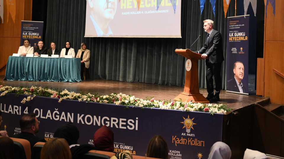 AK Parti Onikişubat ve Dulkadiroğlu Kadın Kolları 4. Olağan Kongrelerine