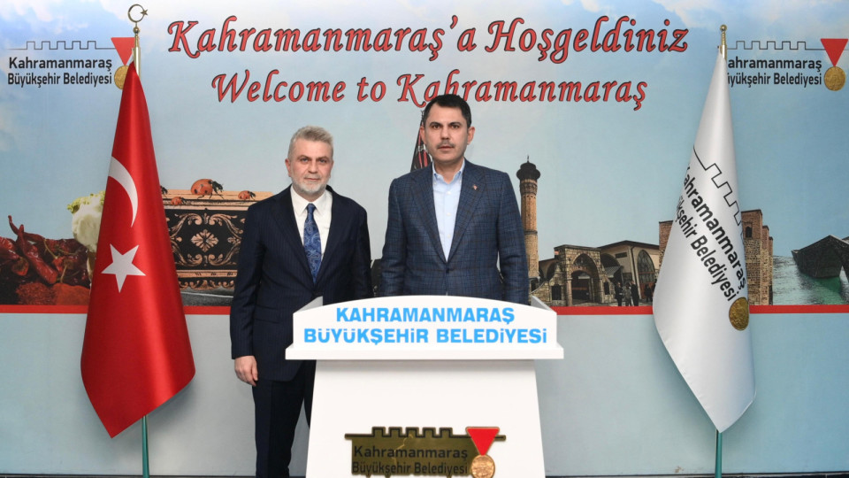 Büyükşehir Belediye Başkanı Fırat Görgel, alanda yürütülen çalışmaları yerinde incelemek