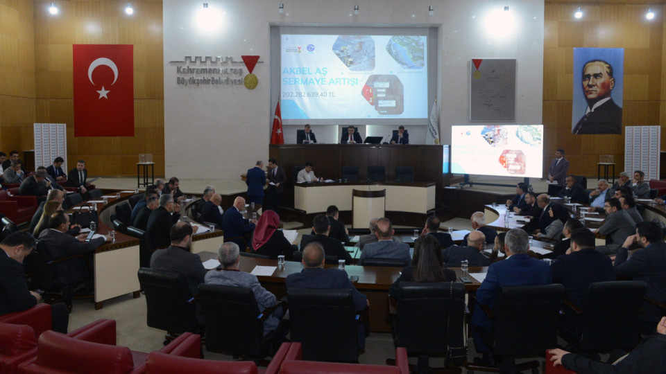 Büyükşehir Belediyesinde yeni yılın ilk olağan meclis toplantısı gerçekleştirildi. Başkanvekili