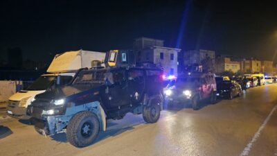 Gökhan KESKİNCİ/ ADANA, – ADANA’da polis merkezi inşaatına molotof kokteyli