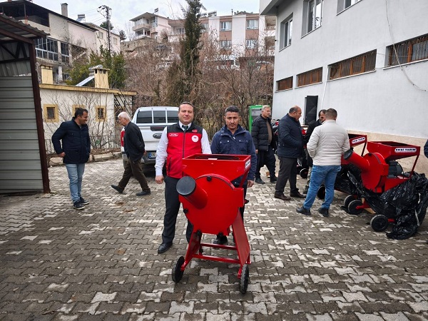Kahramanmaraş’ın Andırın ilçesinde, Verimli Yetiştiricilik Projesi kapsamında 20 yem kırma