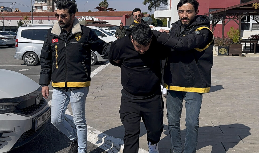 Anıl ATAR-Yaşar SERİNTÜRK/ADANA, – ADANA’da berber dükkanında tabancayla göğsünden vurularak