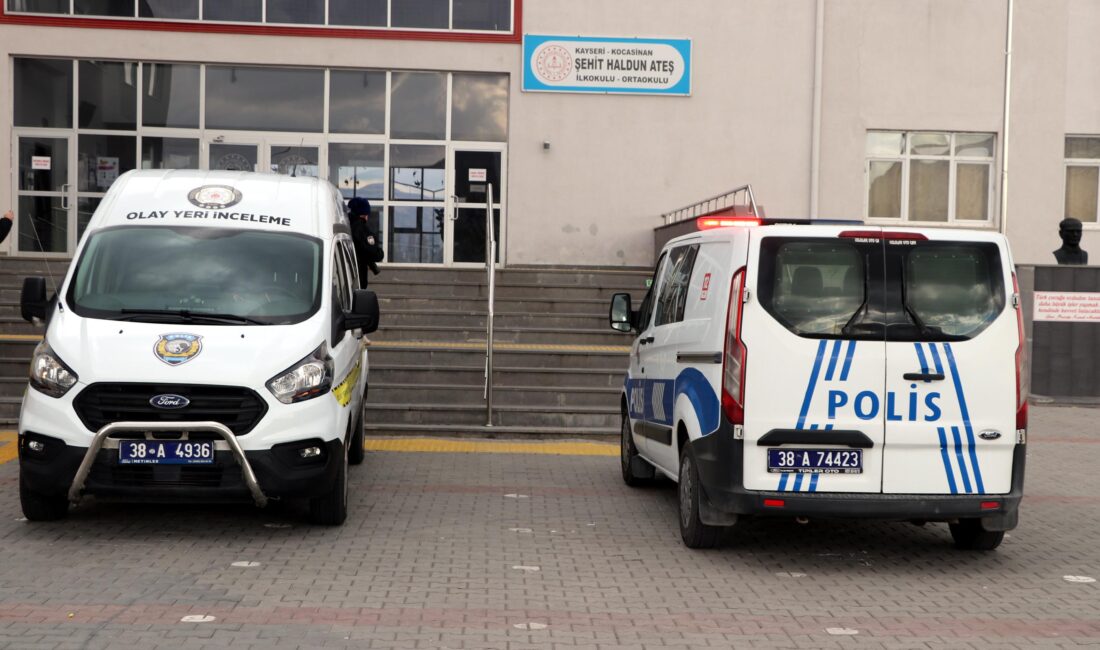 Samed Aydın SUN/KAYSERİ, – KAYSERİ’de gönül ilişkisi yaşadığı sınıf öğretmeni