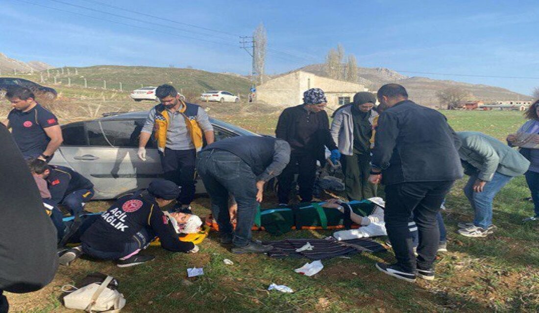 Kahramanmaraş'ın Ekinözü ilçesinde, öğretmenleri taşıyan bir aracın kontrolden çıkarak takla