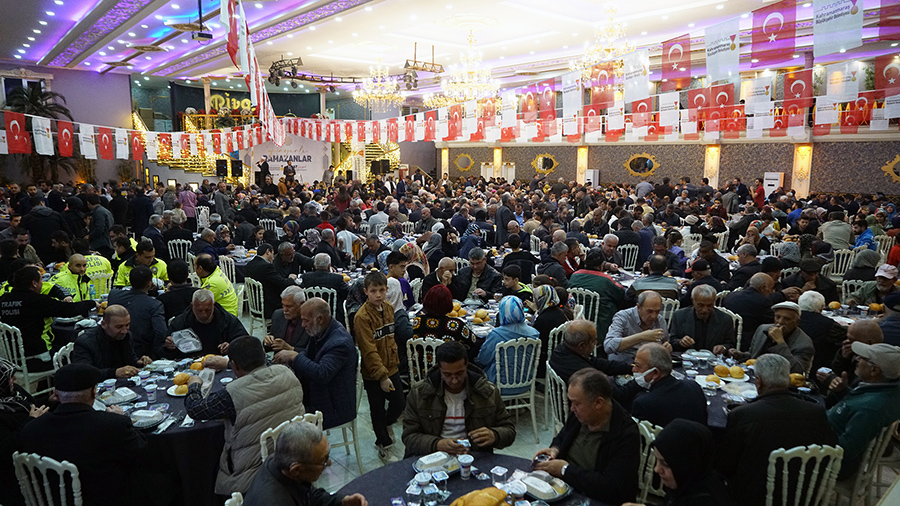 Büyükşehir Belediyesinin Ramazan ayına özel düzenlediği “İlçemde İftar Var” programı,
