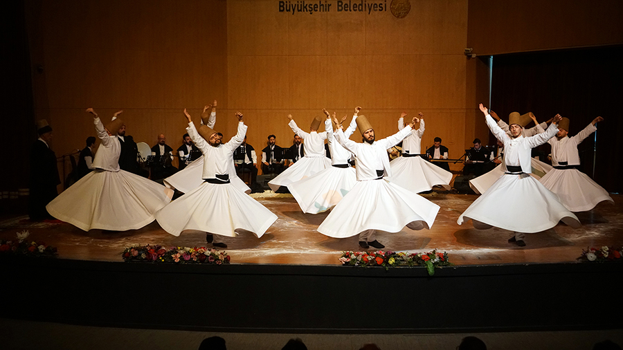 Büyükşehir Belediyesinin Ramazan etkinlikleri, Mehmet Akif Ersoy Kültür Merkezi’nde gerçekleştirilen