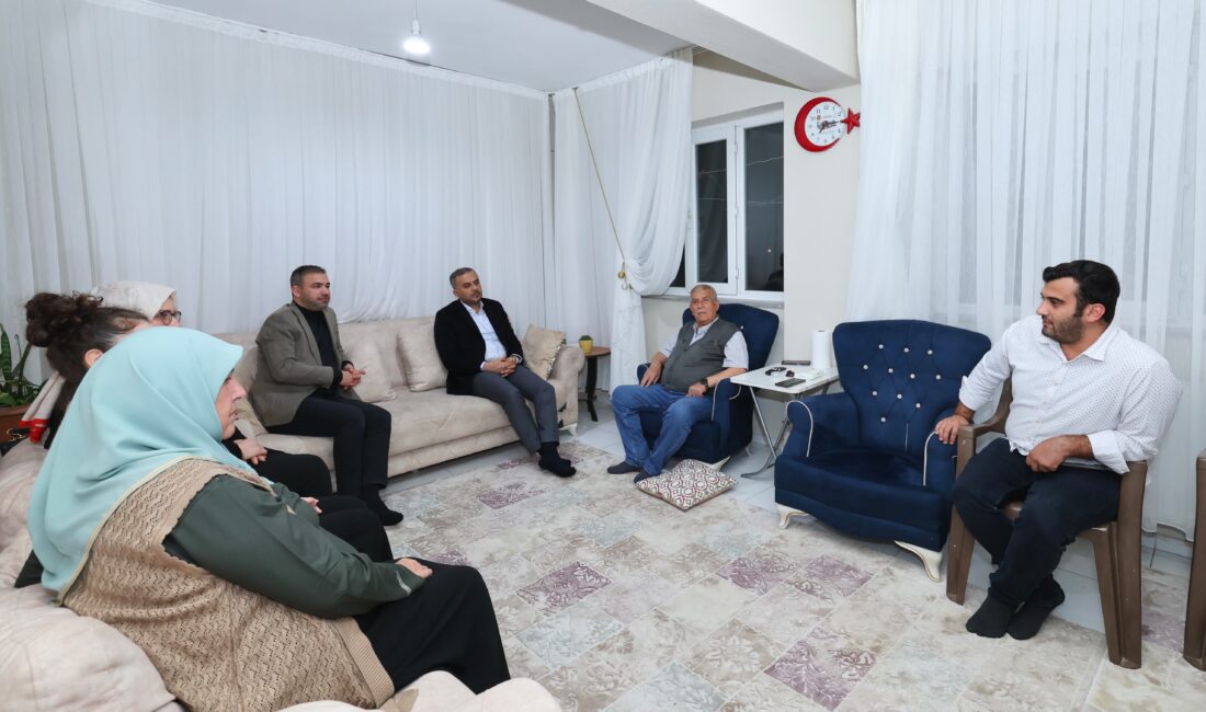 Anlamlı bir iftar ziyareti gerçekleştiren Onikişubat Belediye Başkanı Hanifi Toptaş,
