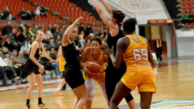 İlyas KAPLAN / KAYSERİ, SALON: Kadir Has HAKEMLER: Hüseyin Çelik,
