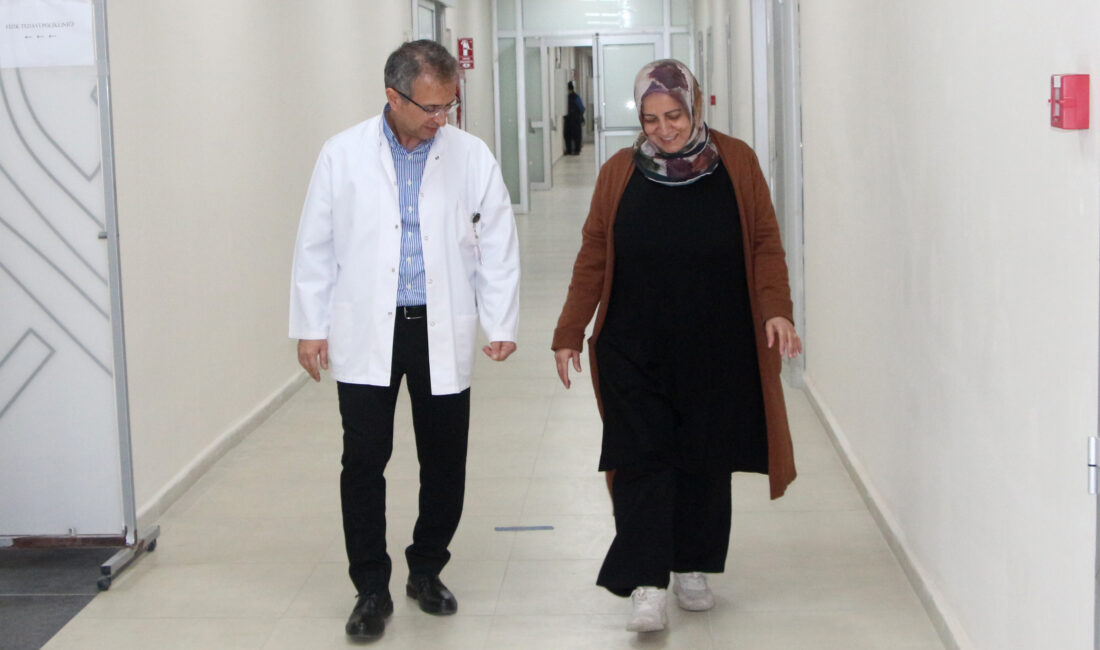 Gülşah ÖZGEN-Eser PAZARBAŞI/ADANA, – ADANA’da yürüme bozukluğu nedeniyle adım atamaz