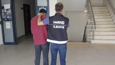 Kahramanmaraş’ta uyuşturucu ticaretinden aranmakta olan bir hükümlü, polis ekiplerince kıskıvrak