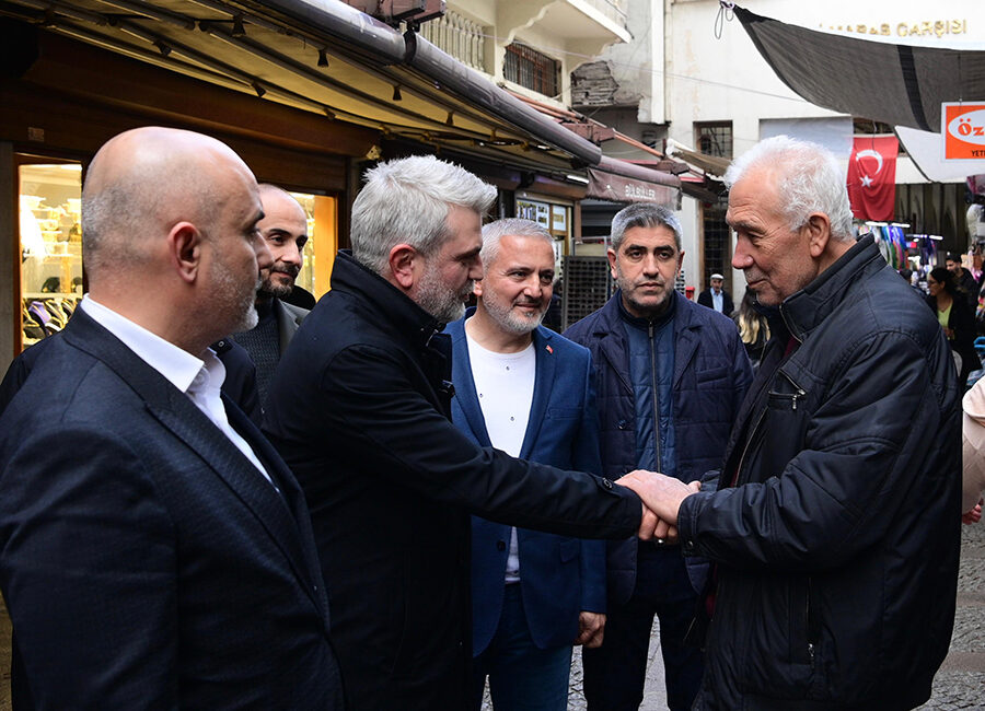 Kapalı Çarşı’da esnaf ve vatandaşlarla bir araya gelen Başkan Görgel,