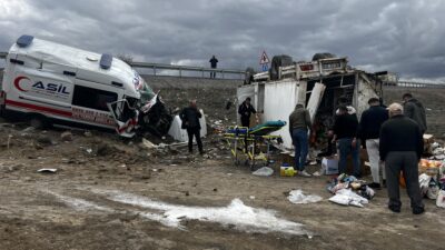 Furkan KAVUKLU-Mehmet Tayyar BİLİM/KAYSERİ, – KAYSERİ-Malatya yolunda hasta taşıyan ambulansın
