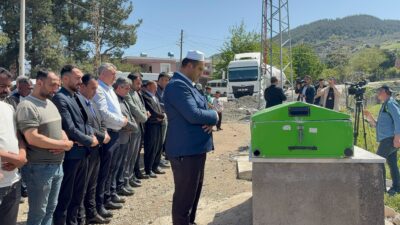 Kamil ŞEKER/DÜZİÇİ (Osmaniye), – ADANA’nın Karataş ilçesinde arkadaşlarıyla oynamak için