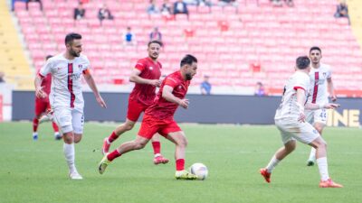 MERSİN, STAT: Mersin Stadyumu HAKEMLER: Alper Aksu, Oğuzhan Anıl, Gökhan