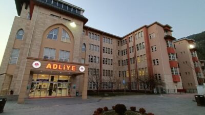 Kahramanmaraş merkezli depremlerde yıkılan ve 35 kişinin yaşamını yitirdiği Ezgi