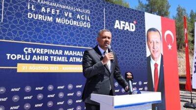 Kahramanmaraş’ın Onikişubat ilçesine bağlı Çevrepınarı Mahallesi’nde 6 Şubat depremlerinden etkilenen